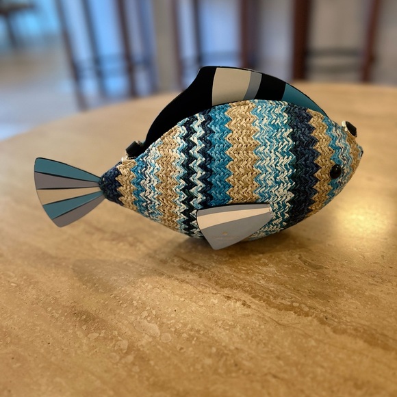 Kate Spade Fish Purse - Picture 2 of 6